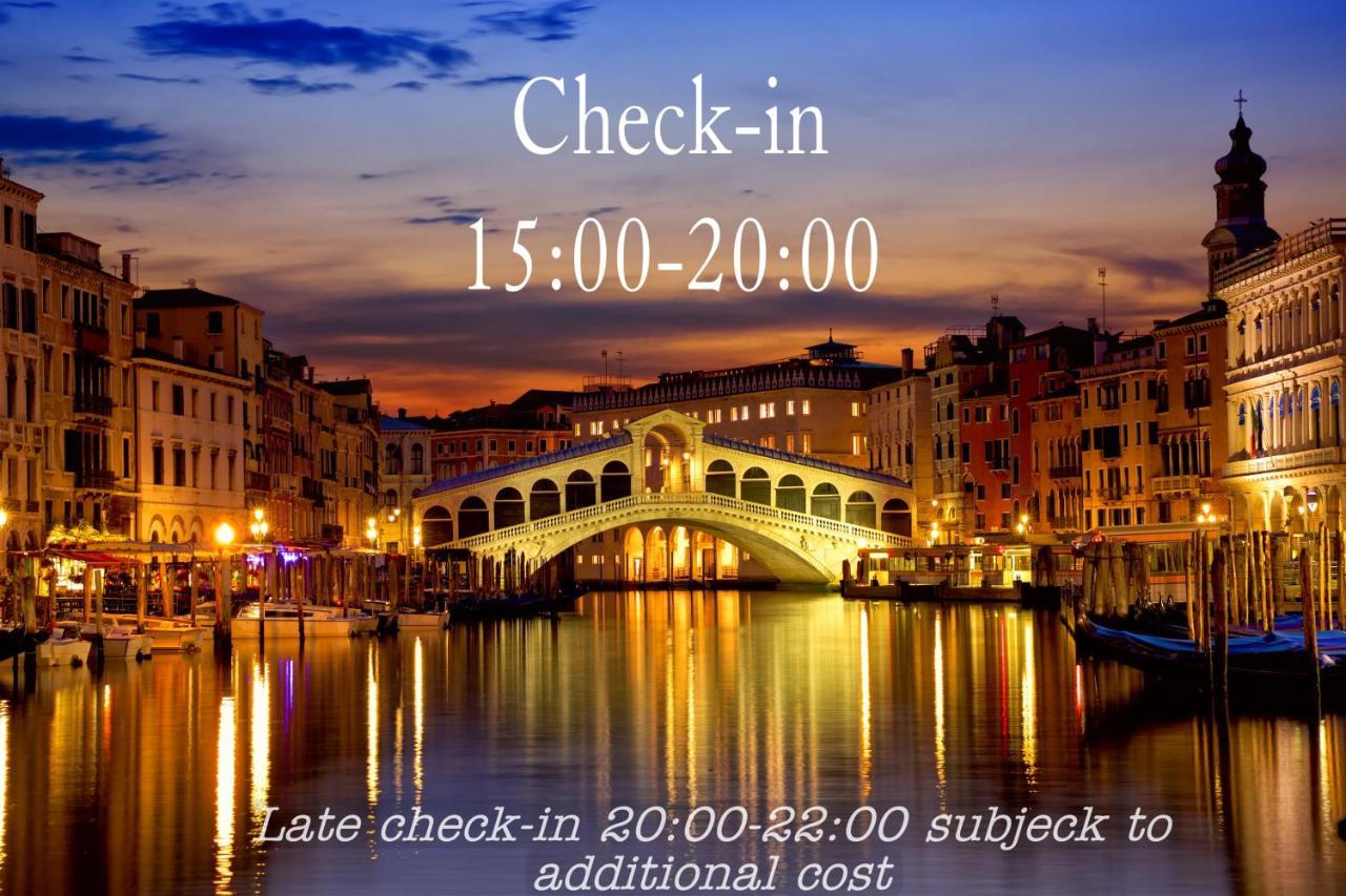 Venetian Mood: Secret Garden Apartment Exterior foto