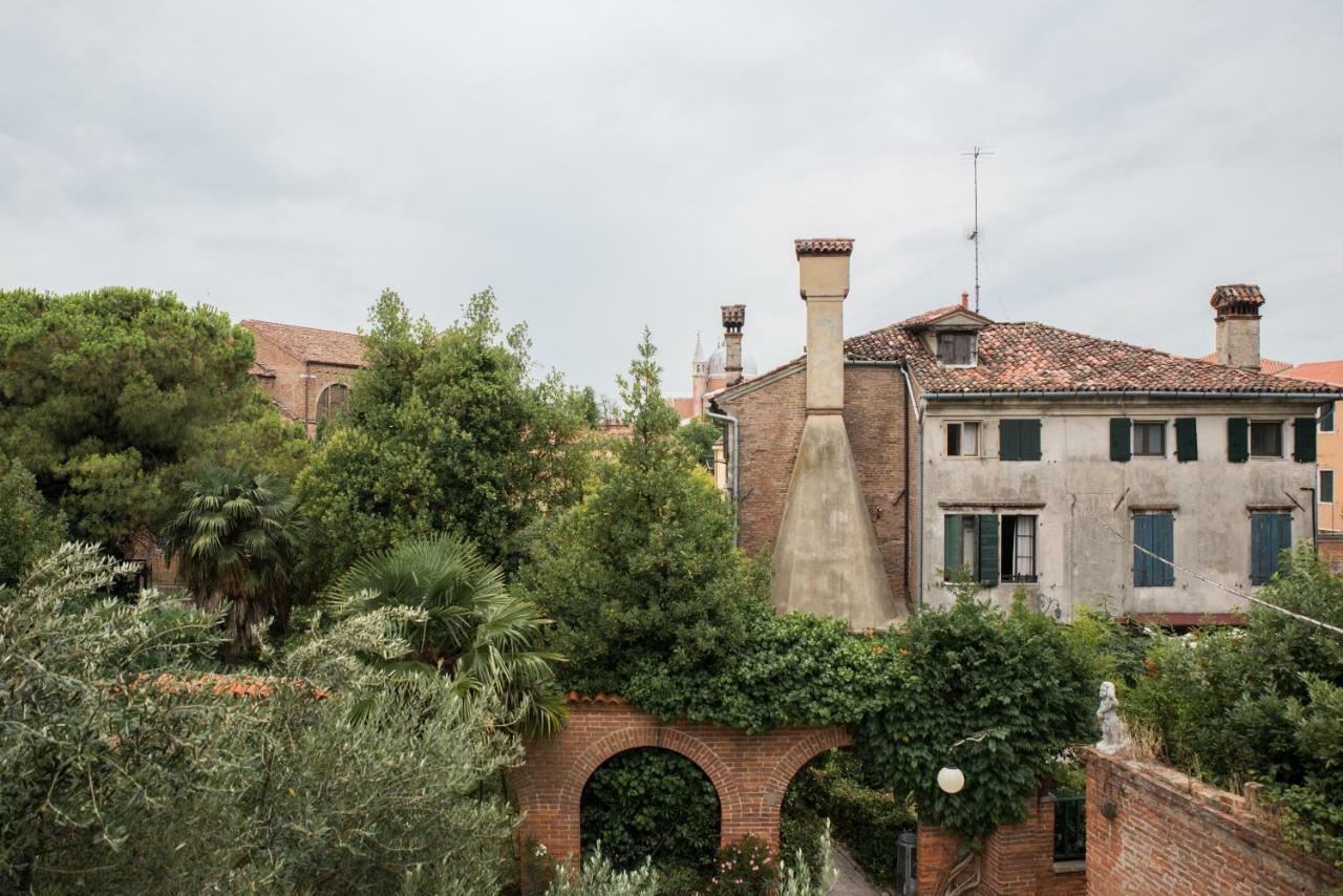 Venetian Mood: Secret Garden Apartment Exterior foto